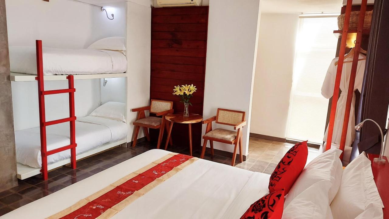 Sok Hotel And Coffee Siem Reap Exteriör bild