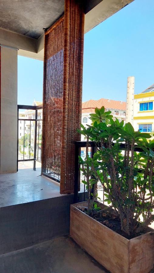 Sok Hotel And Coffee Siem Reap Exteriör bild