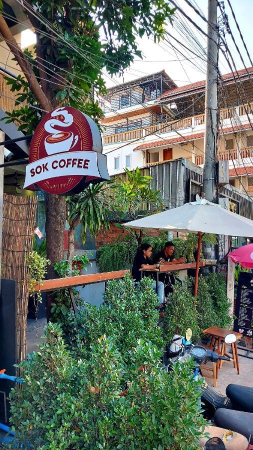 Sok Hotel And Coffee Siem Reap Exteriör bild