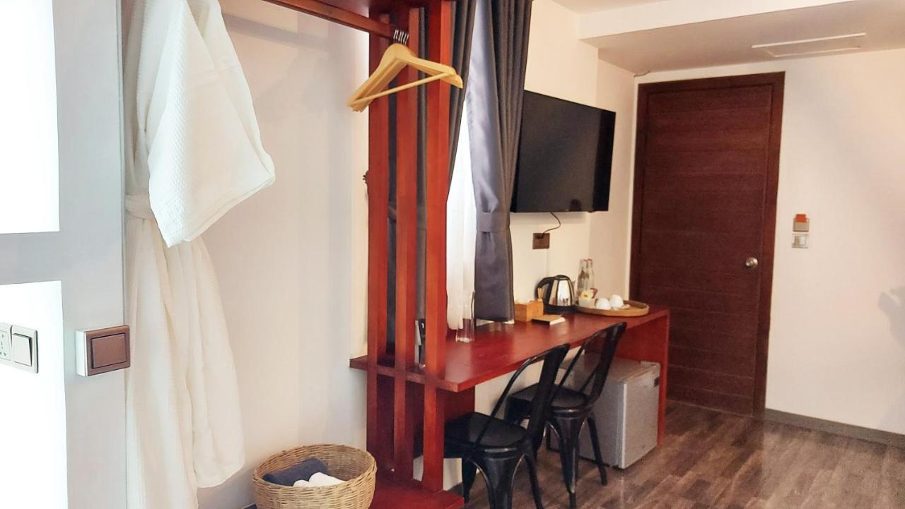 Sok Hotel And Coffee Siem Reap Exteriör bild